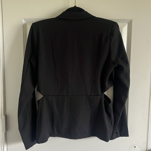 Nasty Gal Cut-Out Tonight Tailored Blazer Size 5 - Picture 5 of 8